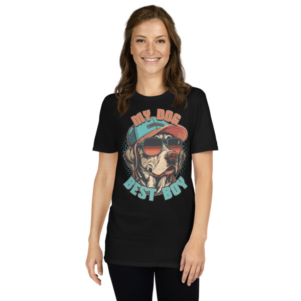„My Dog Thinks I’m Cool“ – Lustiges Unisex T-Shirt für Hundefreunde – Bild 2