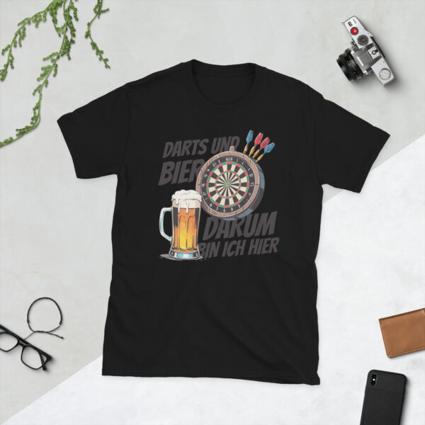 „Darts & Bier“ – Lustiges Unisex T-Shirt für Dartspieler & Kneipenfans – Bild 2