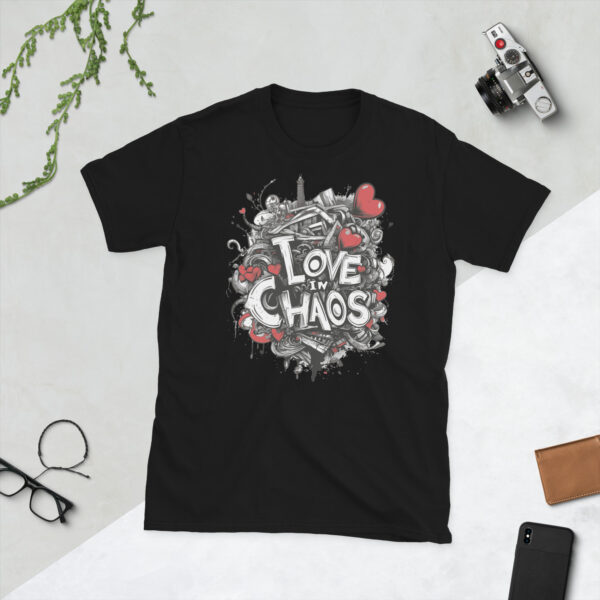 „Love in Chaos“ – Stylisches Unisex T-Shirt für wilde Herzen – Bild 2