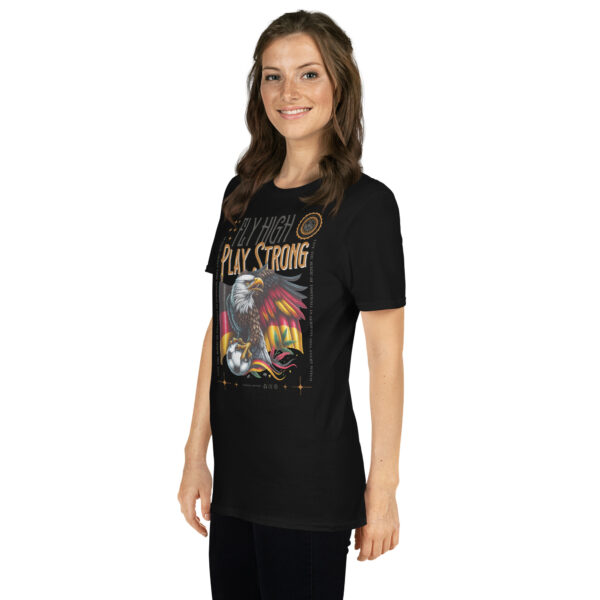 „Fly High, Play Strong“ – Unisex Fußball T-Shirt im Deutschland-Design – Bild 5