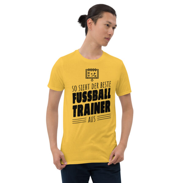 „So sieht der beste Fußballvater aus“ – Unisex T-Shirt für Fußball-Dads – Bild 19