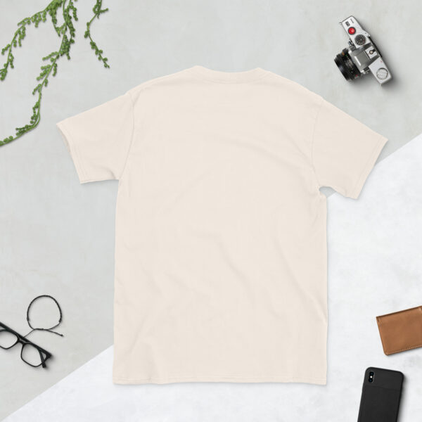 „Finger weg von meinen Nüssen!“ – Freches Unisex T-Shirt mit Humor – Bild 8