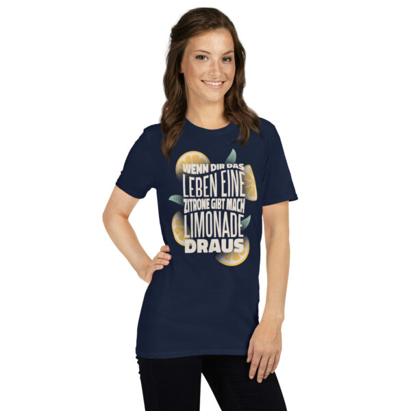 „Wenn dir das Leben Zitronen gibt…“ – Lustiges Unisex T-Shirt mit Spruch & Zitronenmotiv – Bild 10