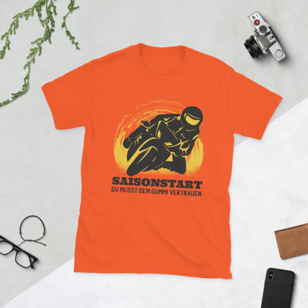 „Saisonstart“ – Motorrad Unisex T-Shirt für Biker & PS-Fans – Bild 7