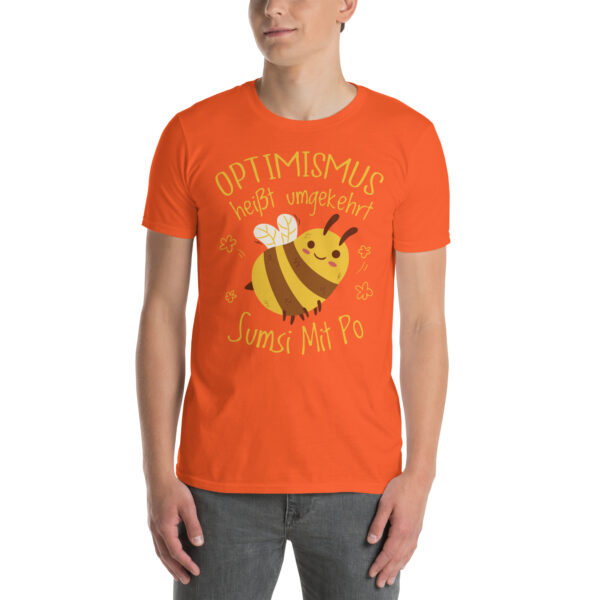 „Optimismus Biene“ – Lustiges Unisex-Shirt mit dem Spruch „Sumsi mit Po“ – Bild 6