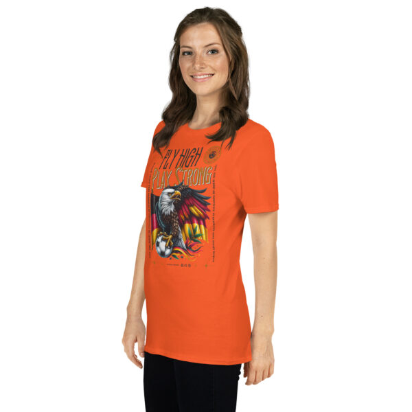 „Fly High, Play Strong“ – Unisex Fußball T-Shirt im Deutschland-Design – Bild 22