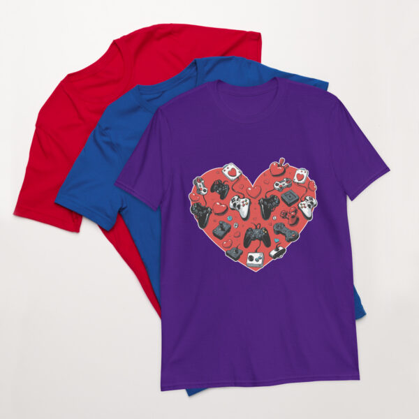 „Gaming Herz“ – Unisex T-Shirt mit Retro-Controller Design für Zocker:innen – Bild 6