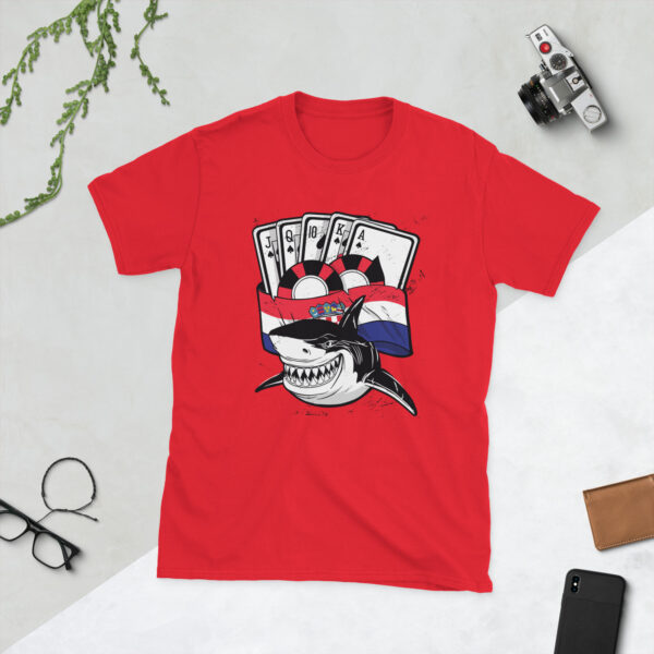 „Kroatischer Pokerhai“ – Glücksspiel T-Shirt mit Kroatien-Flagge (Unisex) – Bild 5
