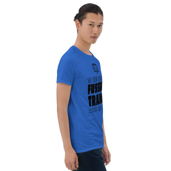 „So sieht der beste Fußballvater aus“ – Unisex T-Shirt für Fußball-Dads – Bild 7