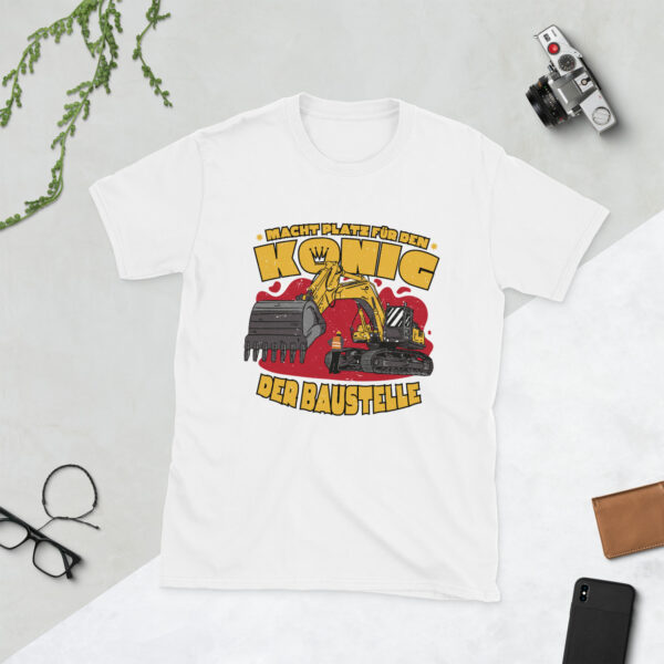 „König der Baustelle“ – Unisex T-Shirt im Bagger-Design für Handwerker – Bild 13