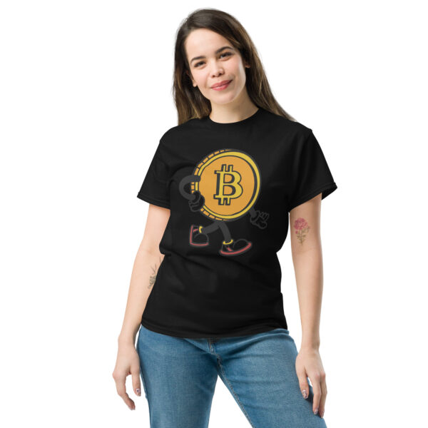 „Bitcoin Walker“ – Unisex T-Shirt mit lustigem Krypto-Motiv für Bitcoin-Fans – Bild 2