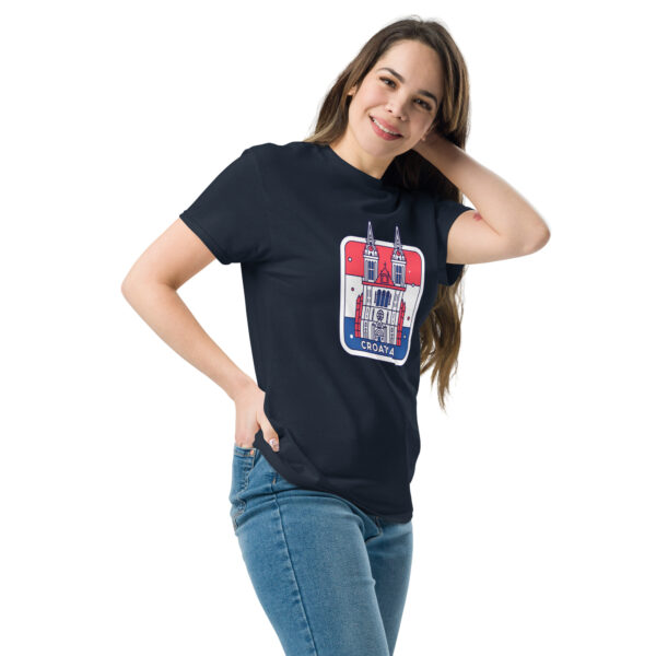 „Kroatien Kathedrale“ – Zagreb Design T-Shirt (Unisex) – Bild 6