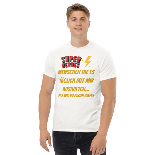 „Superhelden des Alltags“ – Unisex T-Shirt für stille Helden mit Humor – Bild 11
